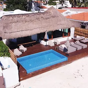 La Casa Del Mar Playacar Villa